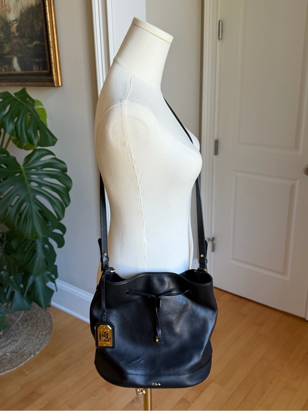 Lauren Ralph Lauren Black Leather Drawstring Shoulder Bucket Bag
